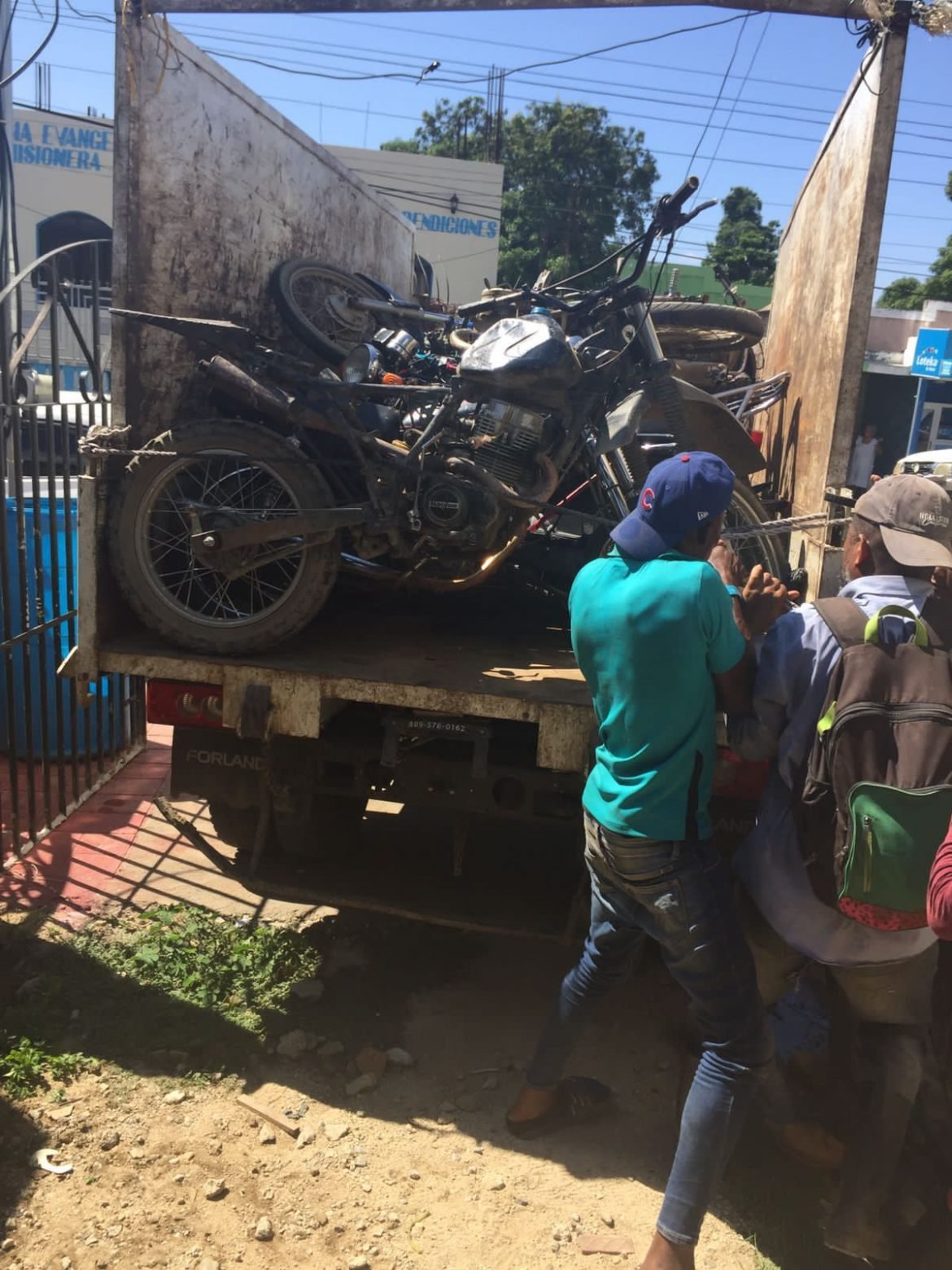 ebc47546-6bdc-498f-af8b-ba1b26c42505